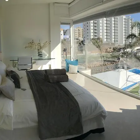 Luxury - Oasis Tucan ***** 别墅 阿德耶