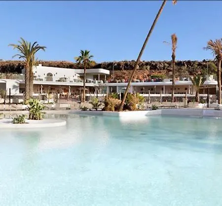 Luxury - Oasis Tucan ***** 别墅 阿德耶